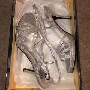 Silver Sparkly Heels Women’s Size 6